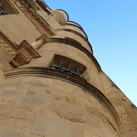 Uzes, Au Coeur Du Centre Medieval Le Logis Du Consul Un Bien D'Exception Du Xvieme Siecle Eksteriør bilde