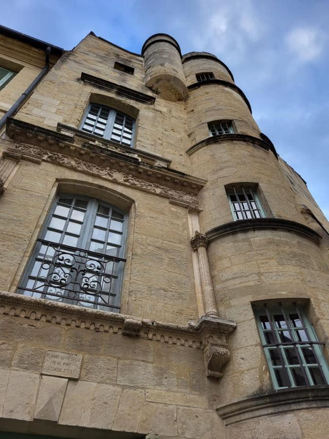 Uzes, Au Coeur Du Centre Medieval Le Logis Du Consul Un Bien D'Exception Du Xvieme Siecle Eksteriør bilde