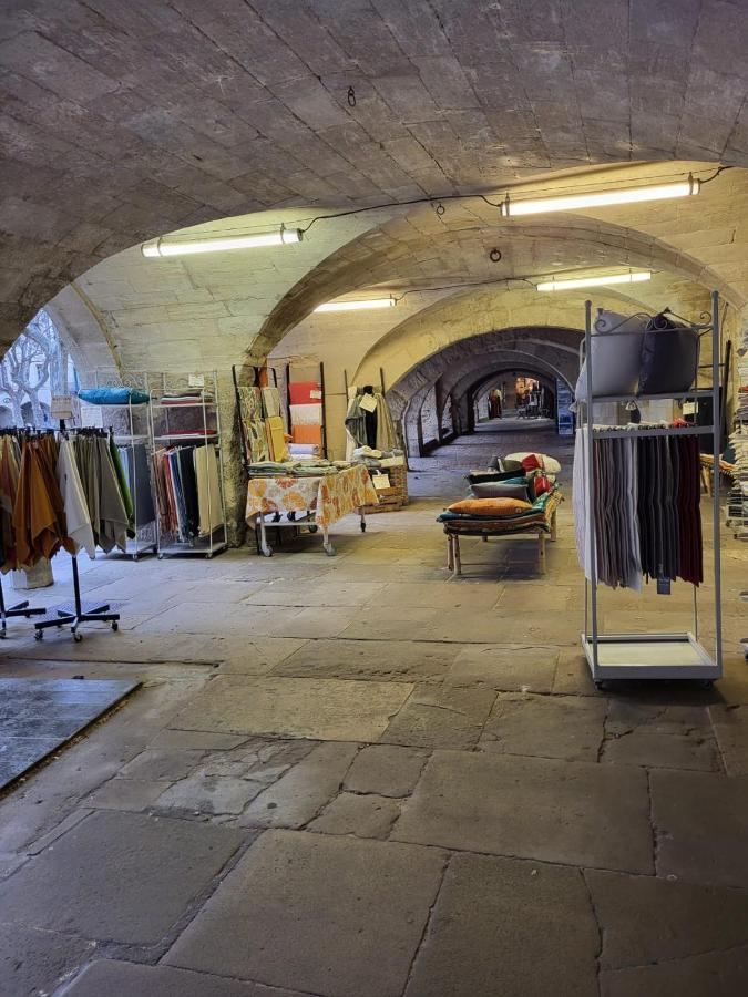 Uzes, Au Coeur Du Centre Medieval Le Logis Du Consul Un Bien D'Exception Du Xvieme Siecle Eksteriør bilde