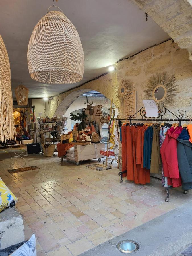 Uzes, Au Coeur Du Centre Medieval Le Logis Du Consul Un Bien D'Exception Du Xvieme Siecle Eksteriør bilde
