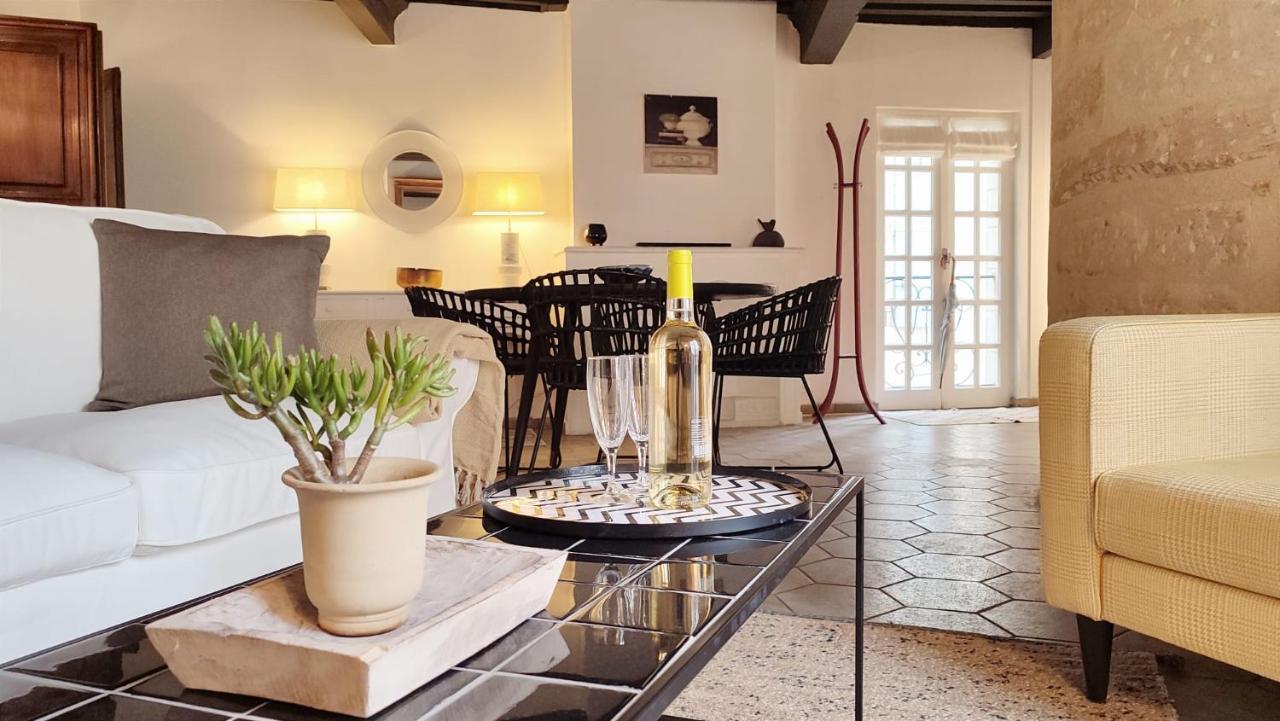 Uzes, Au Coeur Du Centre Medieval Le Logis Du Consul Un Bien D'Exception Du Xvieme Siecle Eksteriør bilde