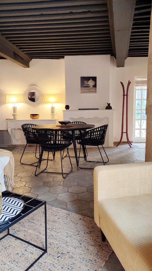 Uzes, Au Coeur Du Centre Medieval Le Logis Du Consul Un Bien D'Exception Du Xvieme Siecle Eksteriør bilde